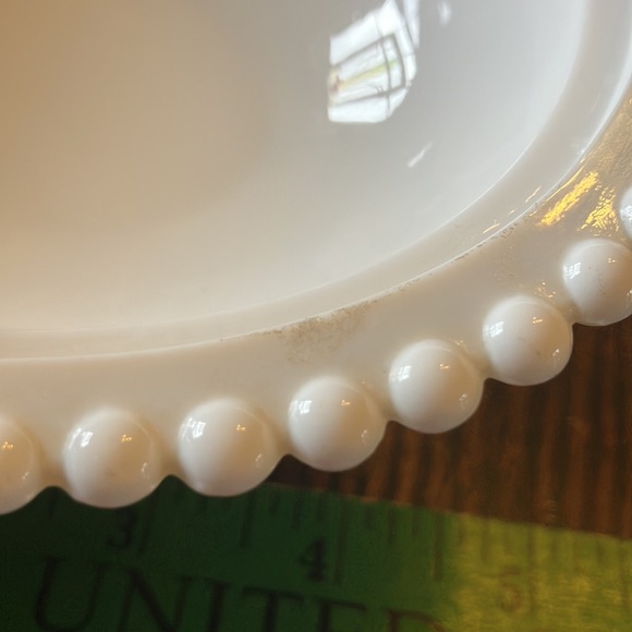 Pretty & Simple Hen on Nest Milk Glass Dish - Picture 9 of 16